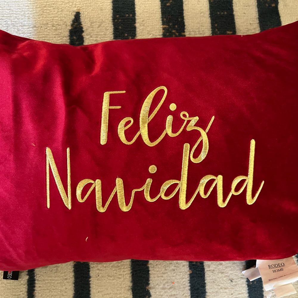 Red and gold Christmas pillow